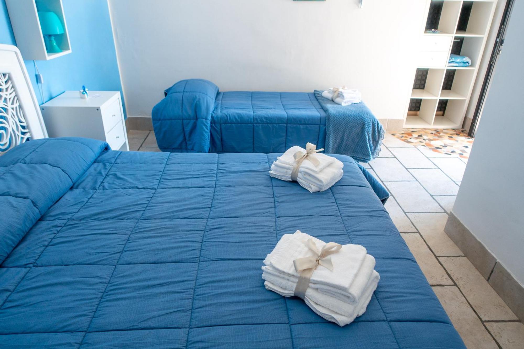 Villa Giulia - Vesuvio Guest House Pompei Sorrento Boscotrecase Rum bild